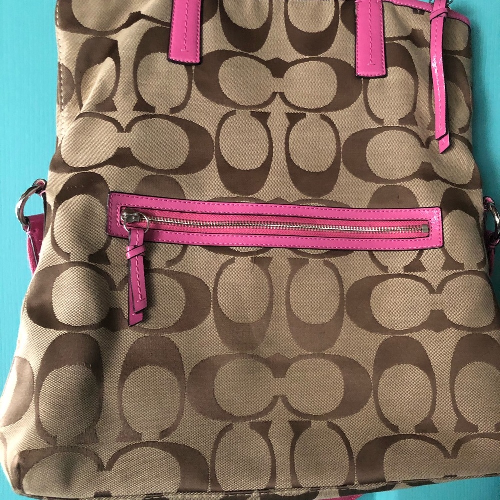Coach Bag - Picture 3 of 5